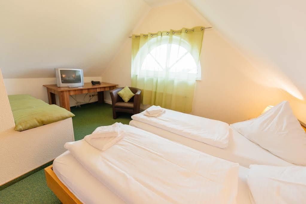 Hotel Rhoenhof Hünfeld Екстериор снимка